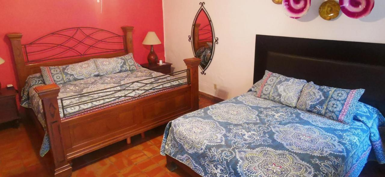 Hotel Rosa Morada Tlaquepaque Dış mekan fotoğraf