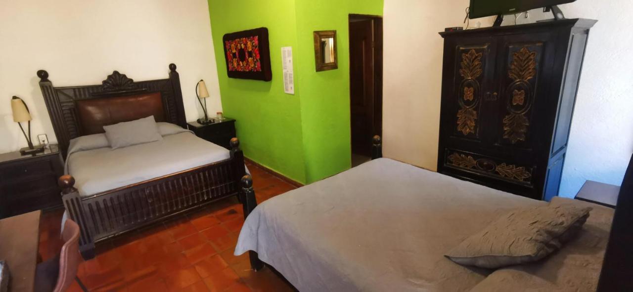 Hotel Rosa Morada Tlaquepaque Dış mekan fotoğraf